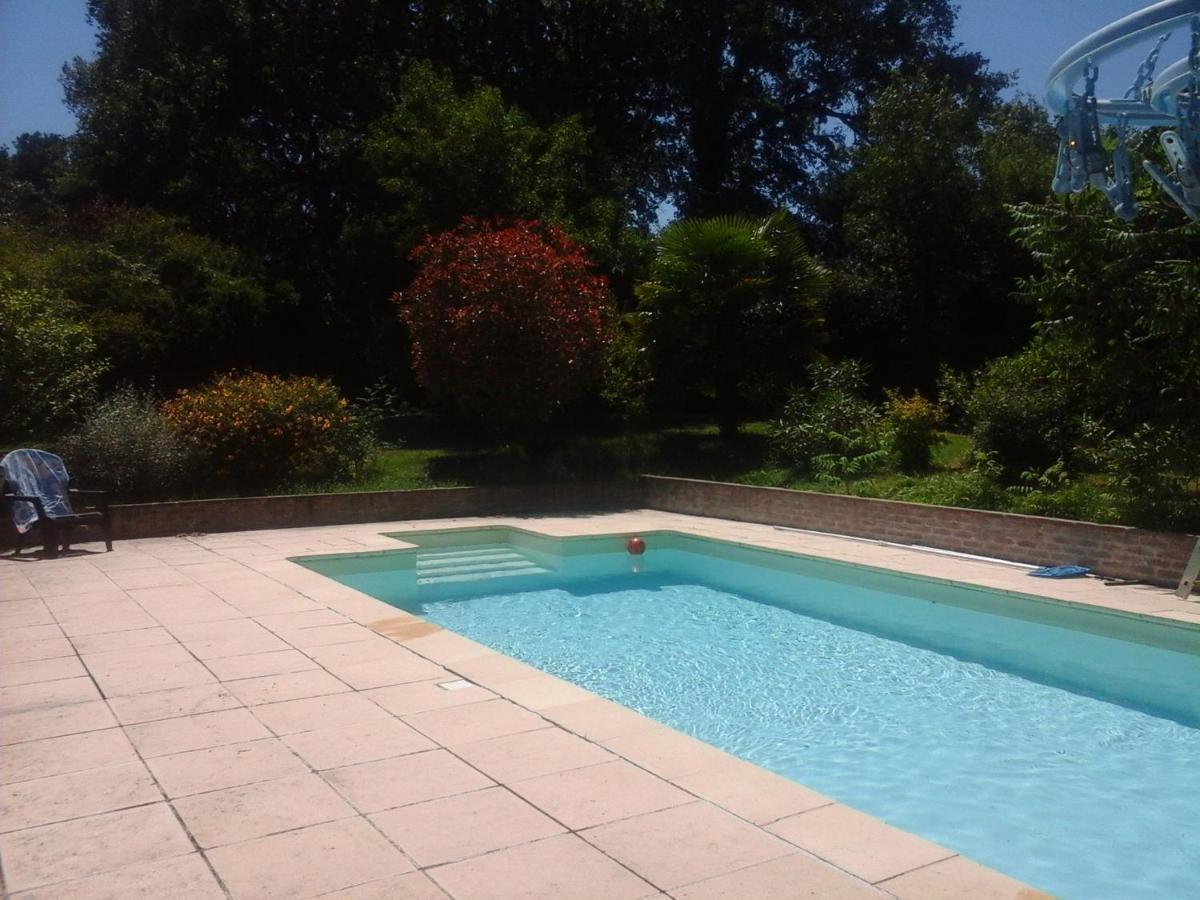 Gite Vacances Bosc D'Esquirol 4 Pers Escorneboeuf Dış mekan fotoğraf